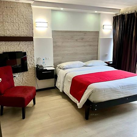 Hotel Imperial Ambato Zewnętrze zdjęcie