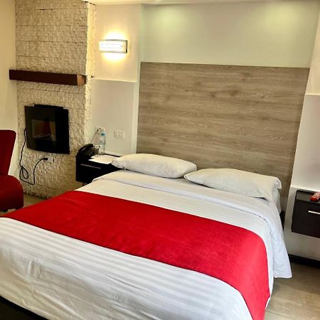 Hotel Imperial Ambato Zewnętrze zdjęcie