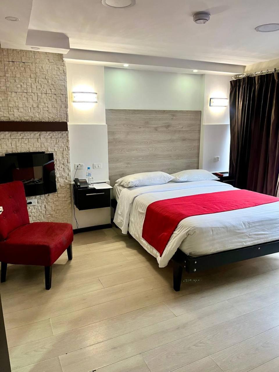 Hotel Imperial Ambato Zewnętrze zdjęcie