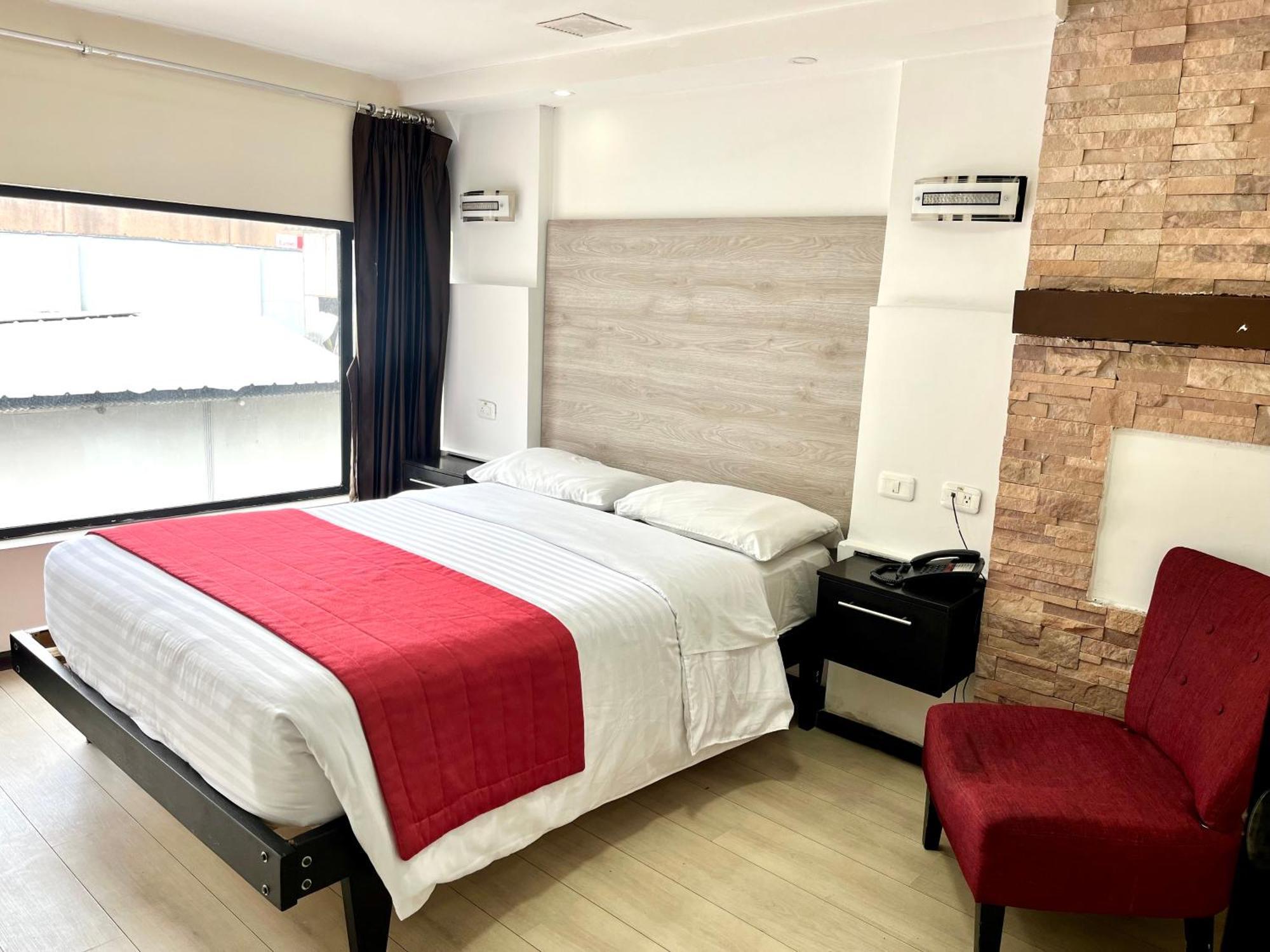 Hotel Imperial Ambato Zewnętrze zdjęcie