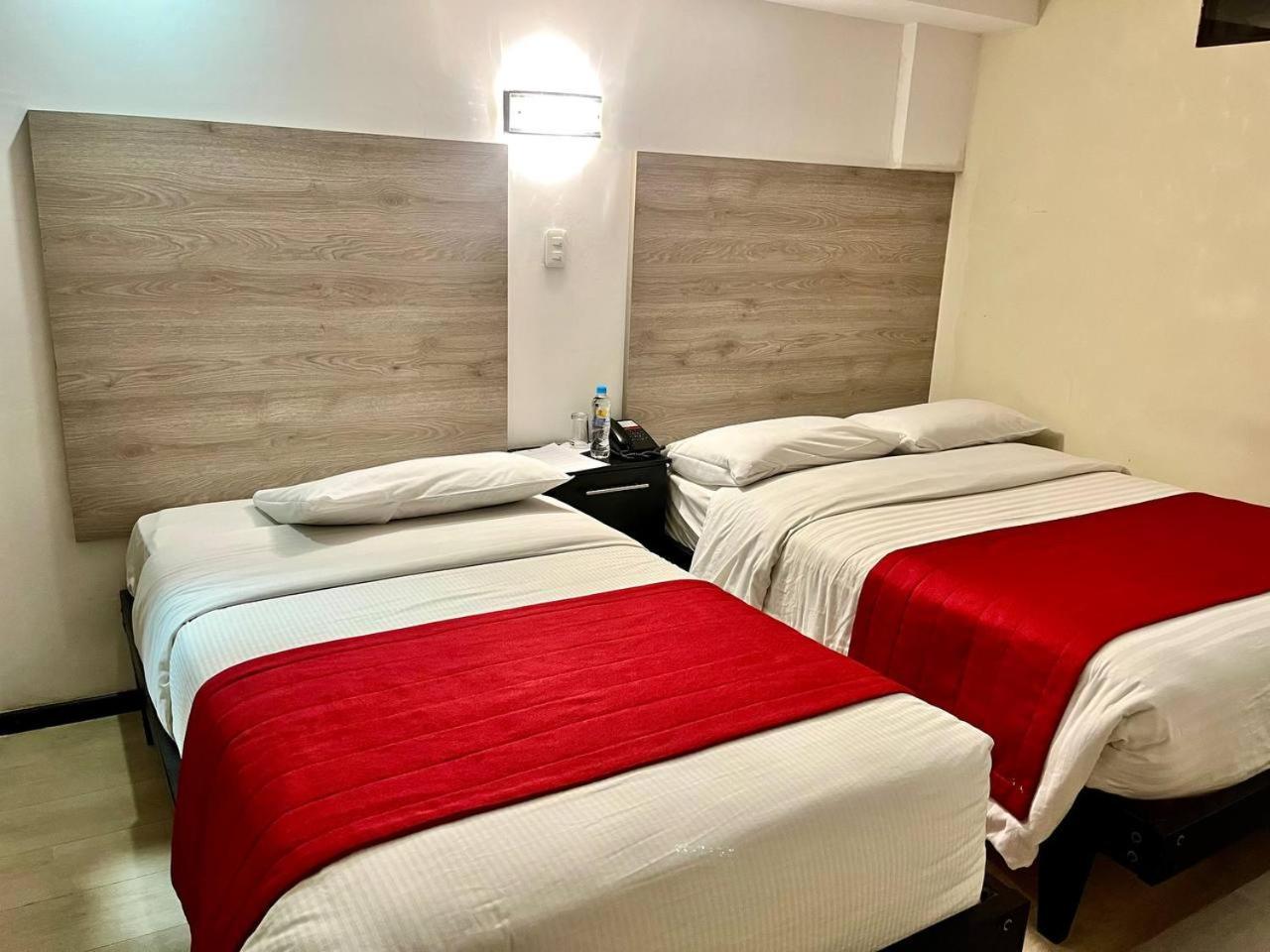 Hotel Imperial Ambato Zewnętrze zdjęcie
