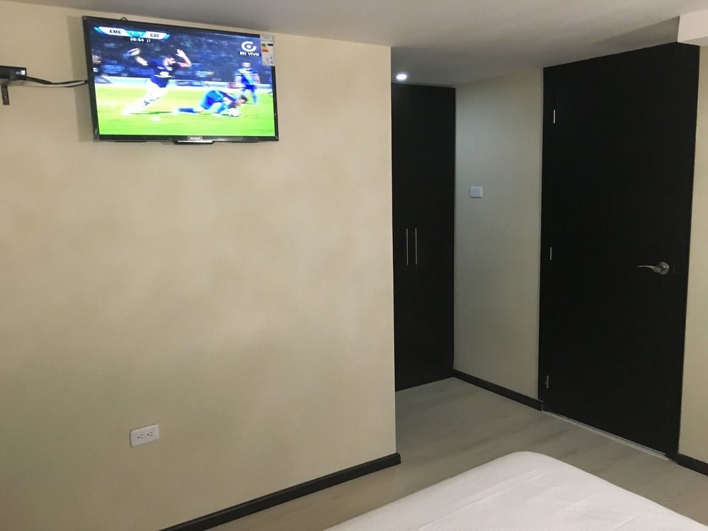 Hotel Imperial Ambato Zewnętrze zdjęcie